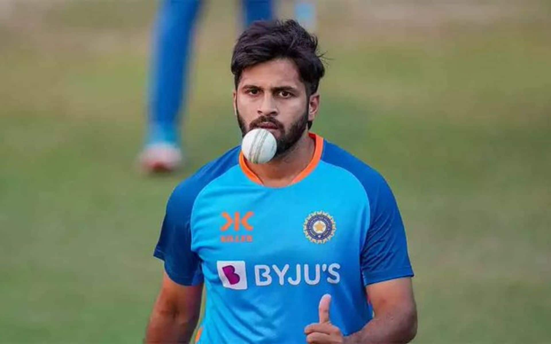 Shardul Thakur was rushed to hospital after Day 2 [Source: @CricCrazyJohns/x.com]