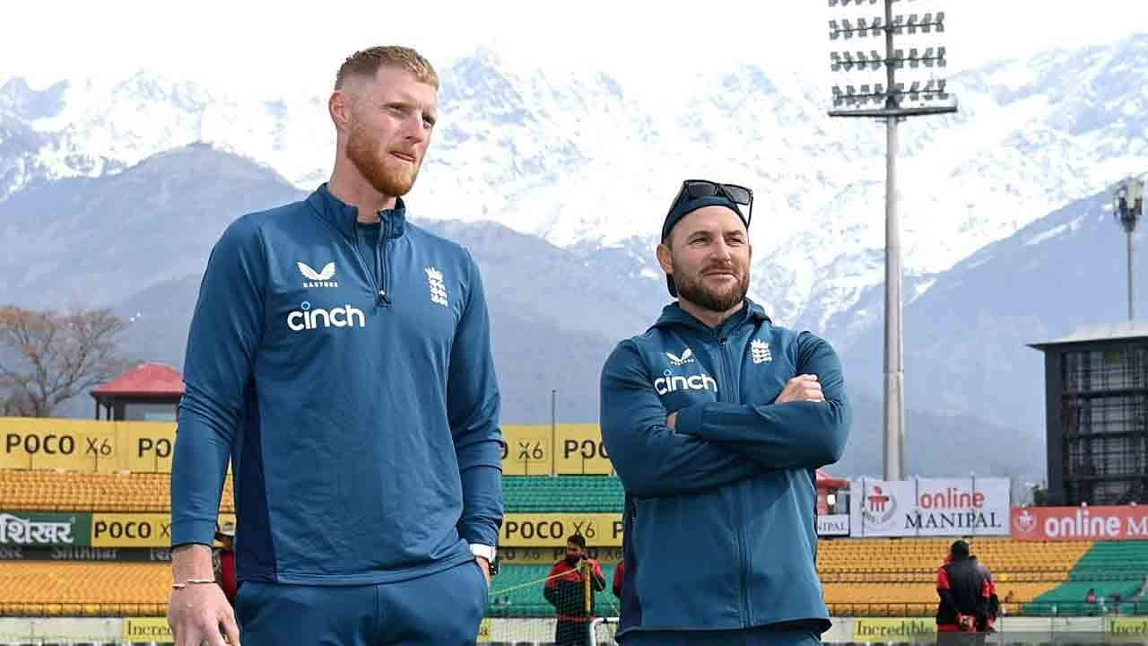 Stokes and McCullum [Source: @Sports_Himanshu/X.Com]
