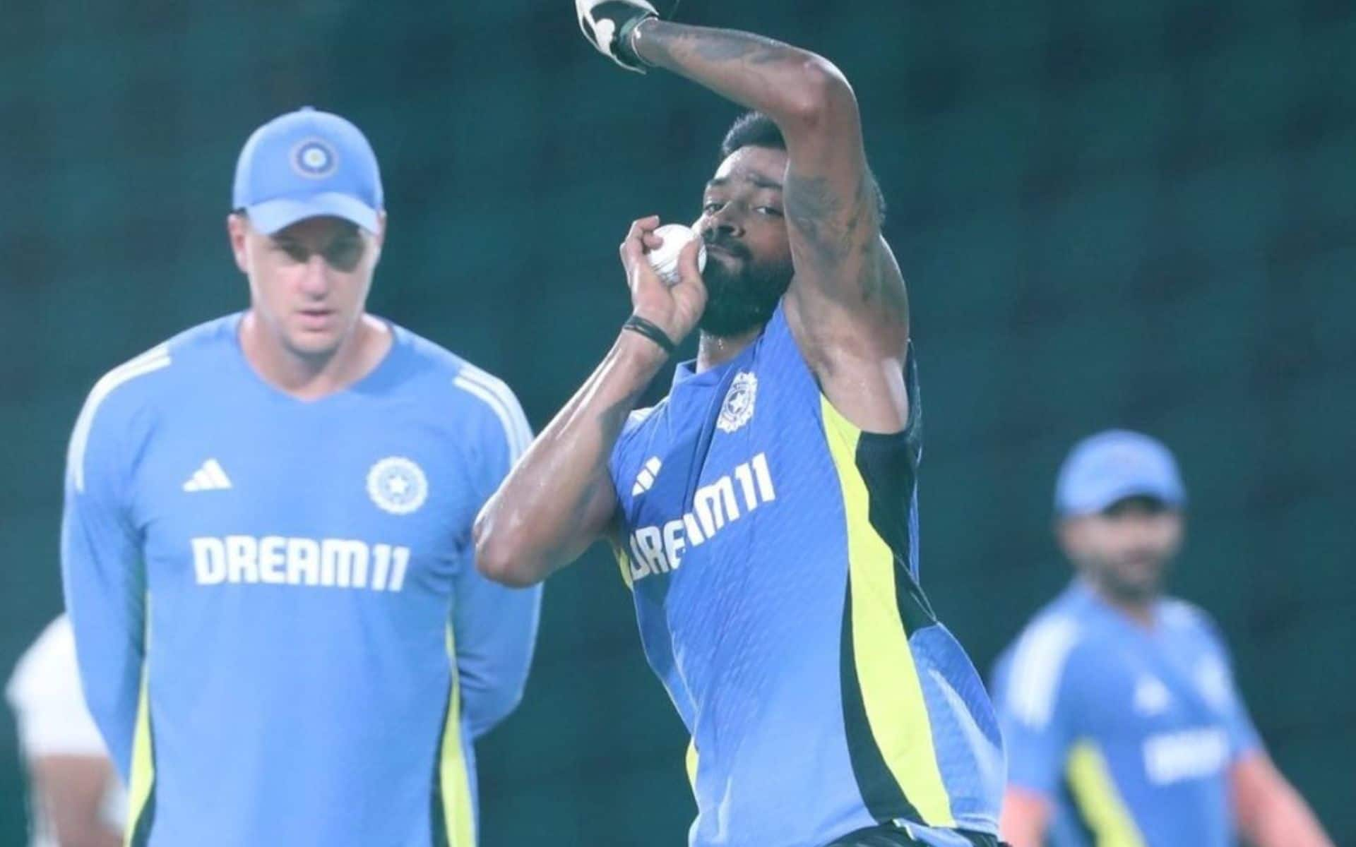 Hardik Pandya bowling in the nets- (Source: @Johns/X.com)