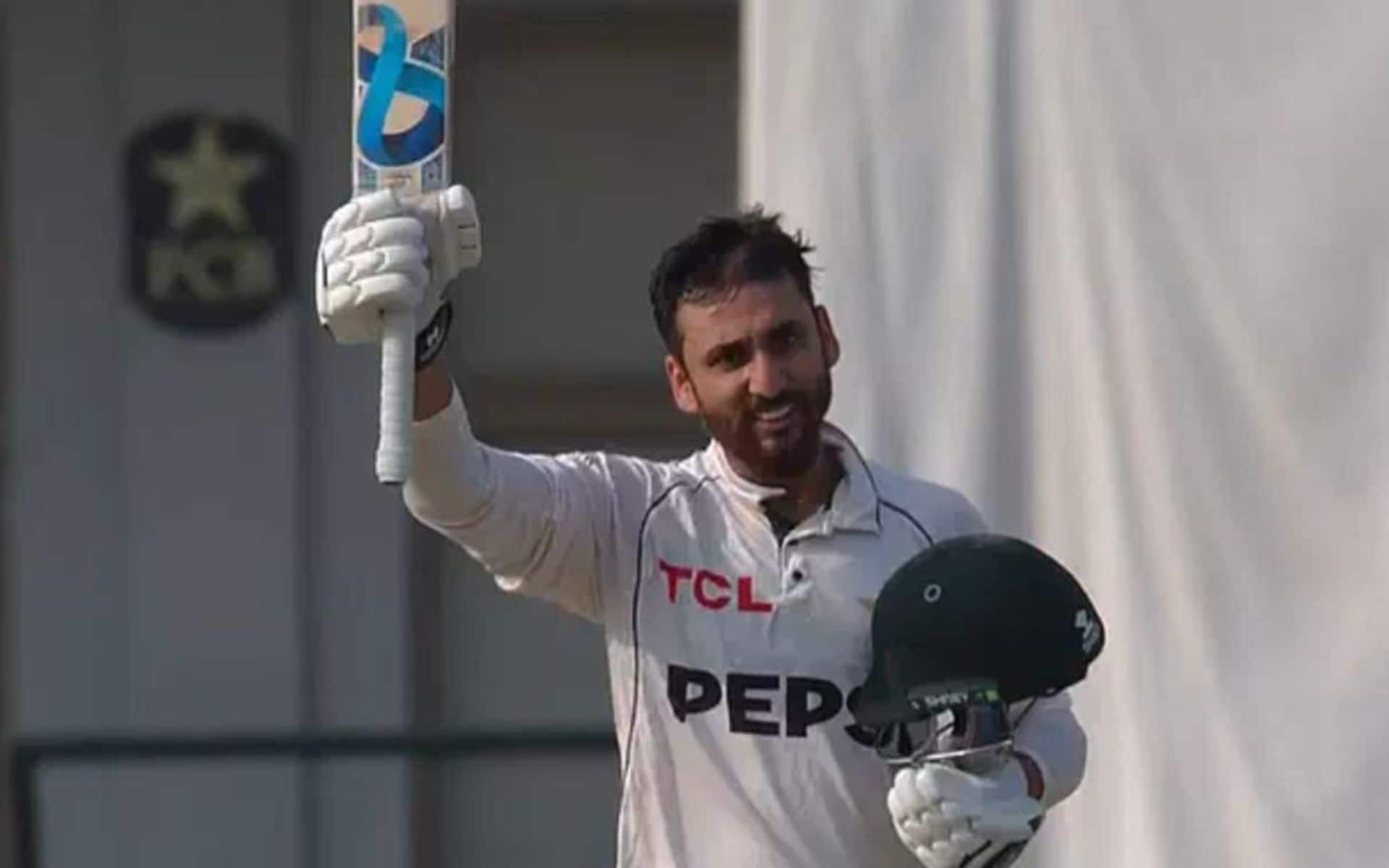 Pakistani batter Salman Ali Agha celebrates after ton (Source: @FanCode)