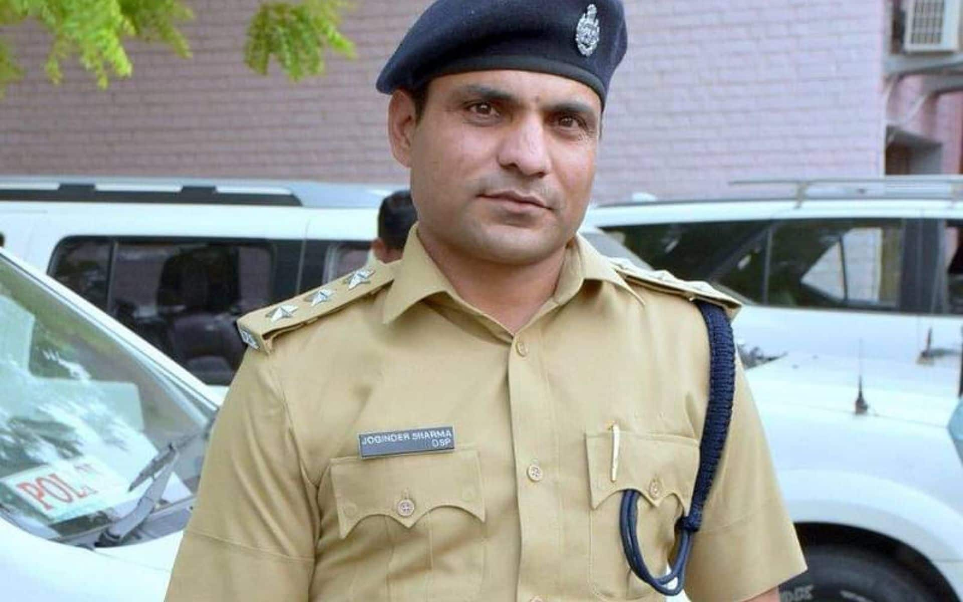 5. Joginder Sharma - DSP, Haryana (@manoj_kumarCR7/X.com)