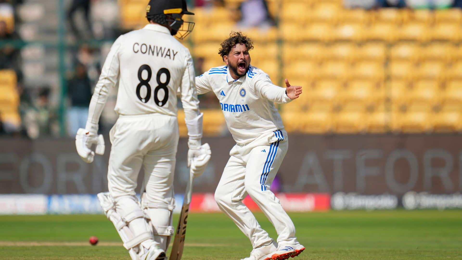 Kuldeep Yadav boasts confidence ahead of Day 4 (Source: PTI]