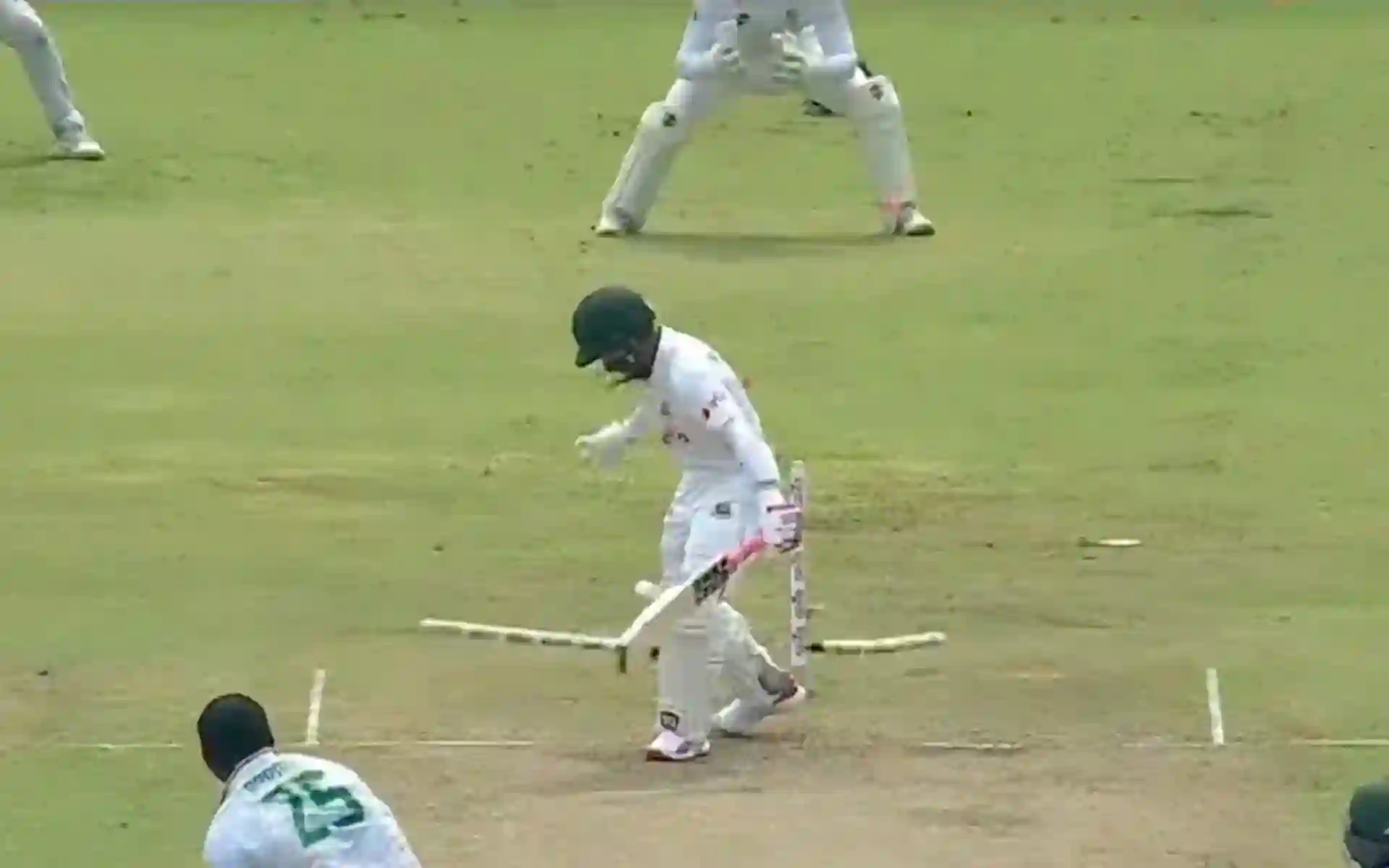 Rabada's beautiful delivery to dismiss Rahim (X.com/@kingdom_virat1)