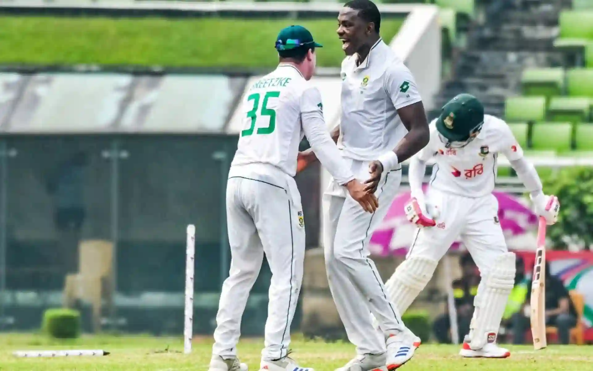 BAN vs SA 1st Test Day 1 Highlights: Rabada, Mulder Run Riot Before Taijul Islam's Fifer Rattles South Africa