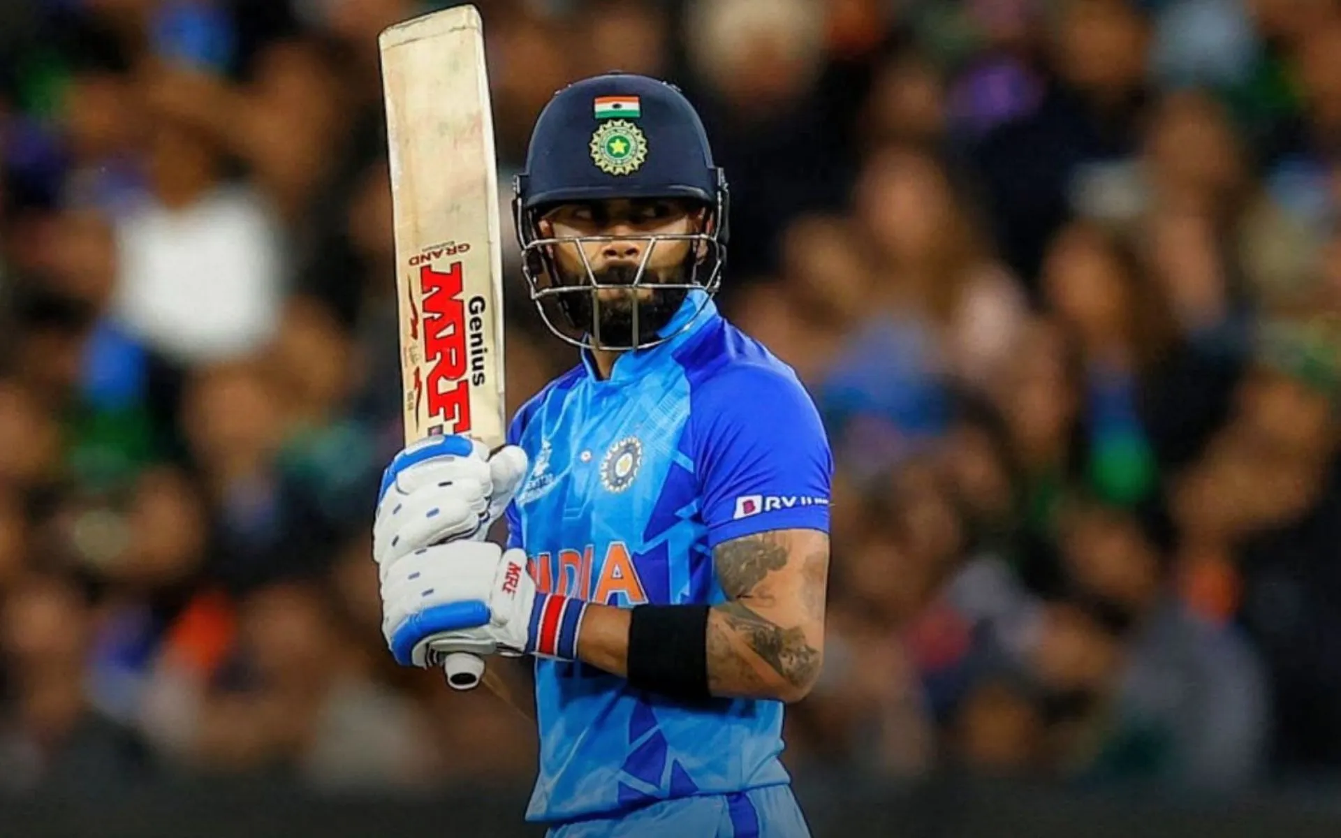 Virat Kohli at MCG against Pakistan in T20 World Cup 2022 (Source:@thecricketgully/X.com)
