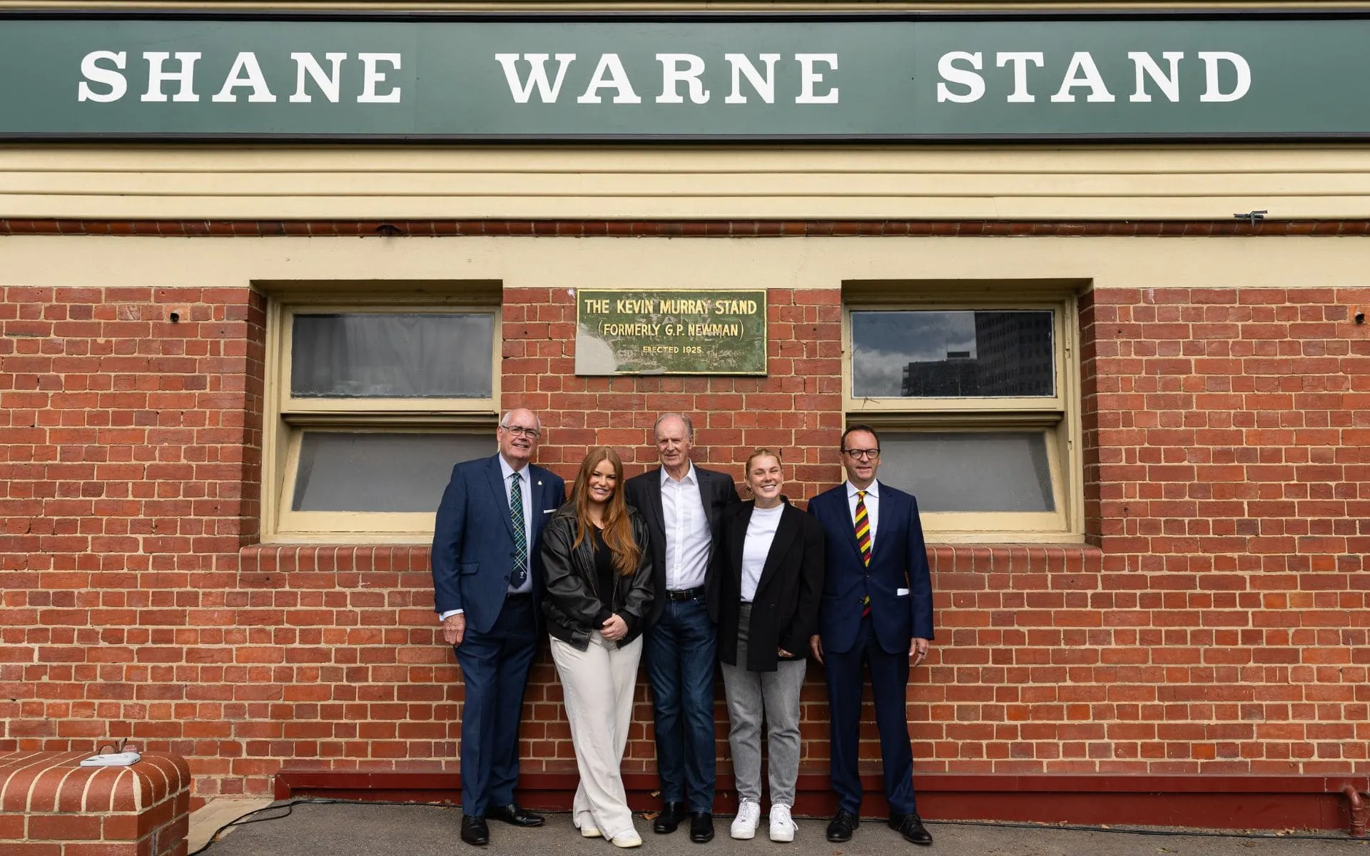 Shane Warne stand revealed (Source:@cricketvictoria/x.com)