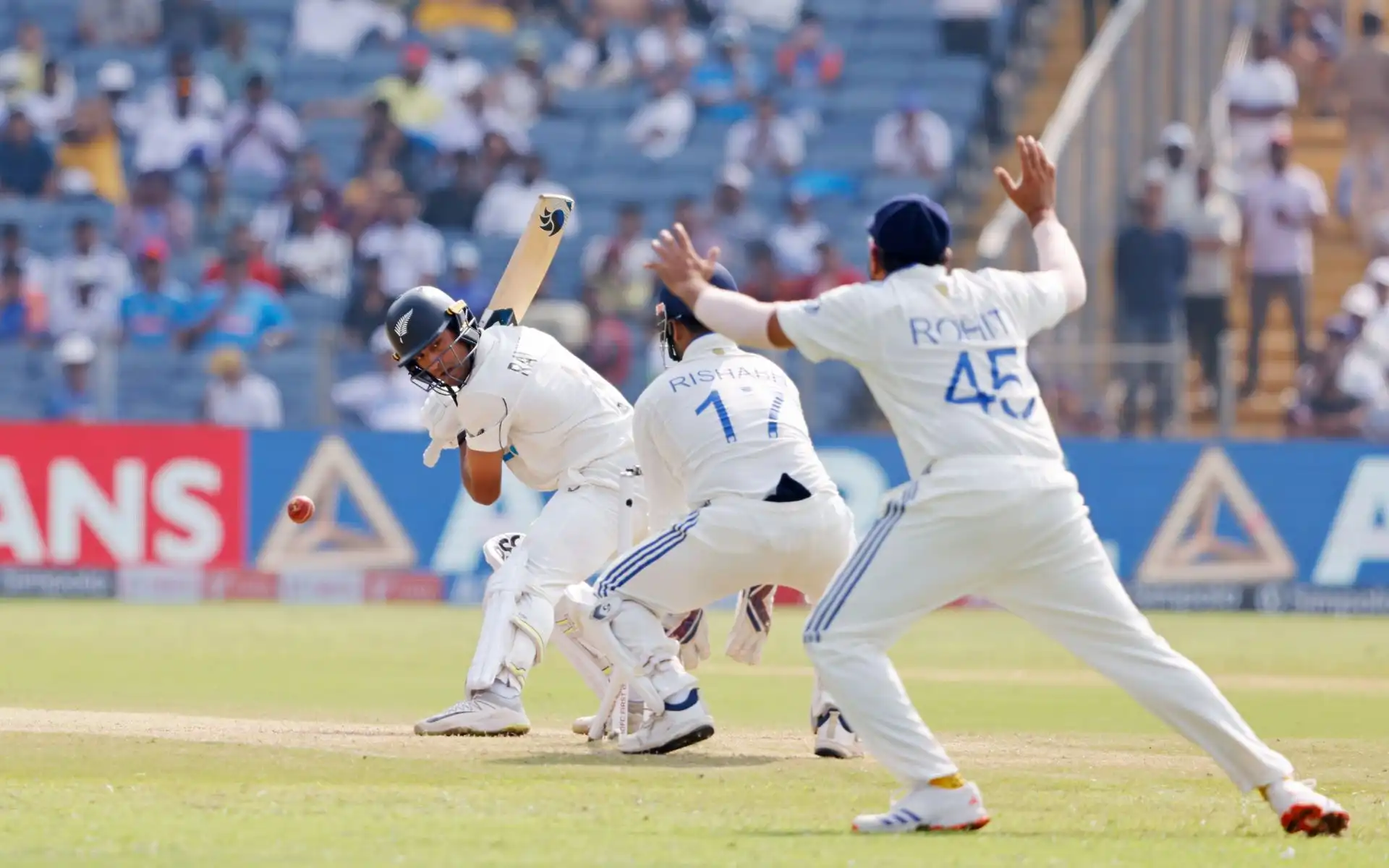 Rachin Ravindra departs after scoring 9 runs [Source: @BCCI/X.com]