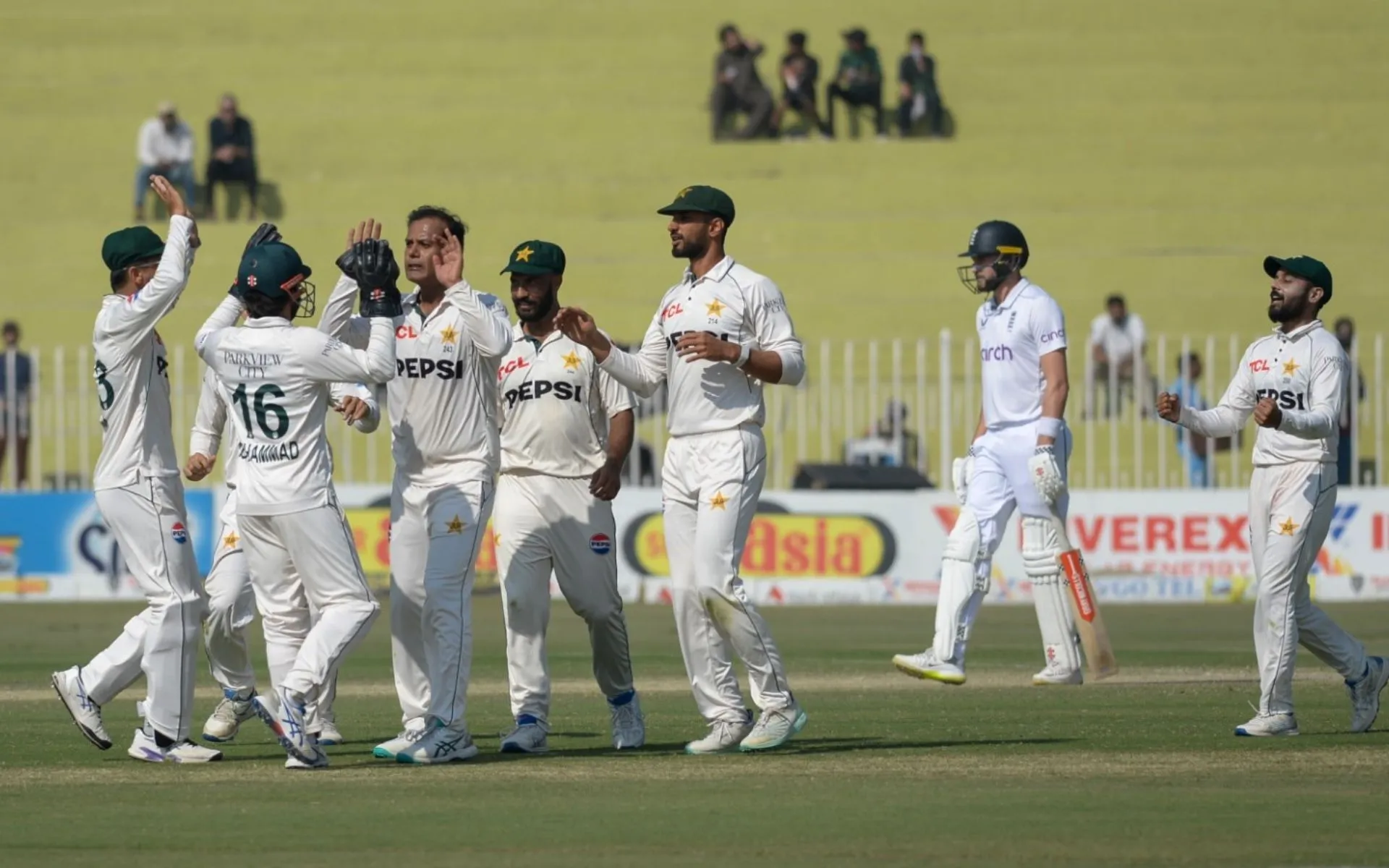 Pakistan spinners bossed over Englishmen on Day 3 of Rawalpindi Test [Source: @TheRealPCB/x]