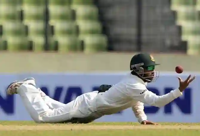 Mominul Haque in action Vs South Africa [Source: @caught1bowled/X.Com]
