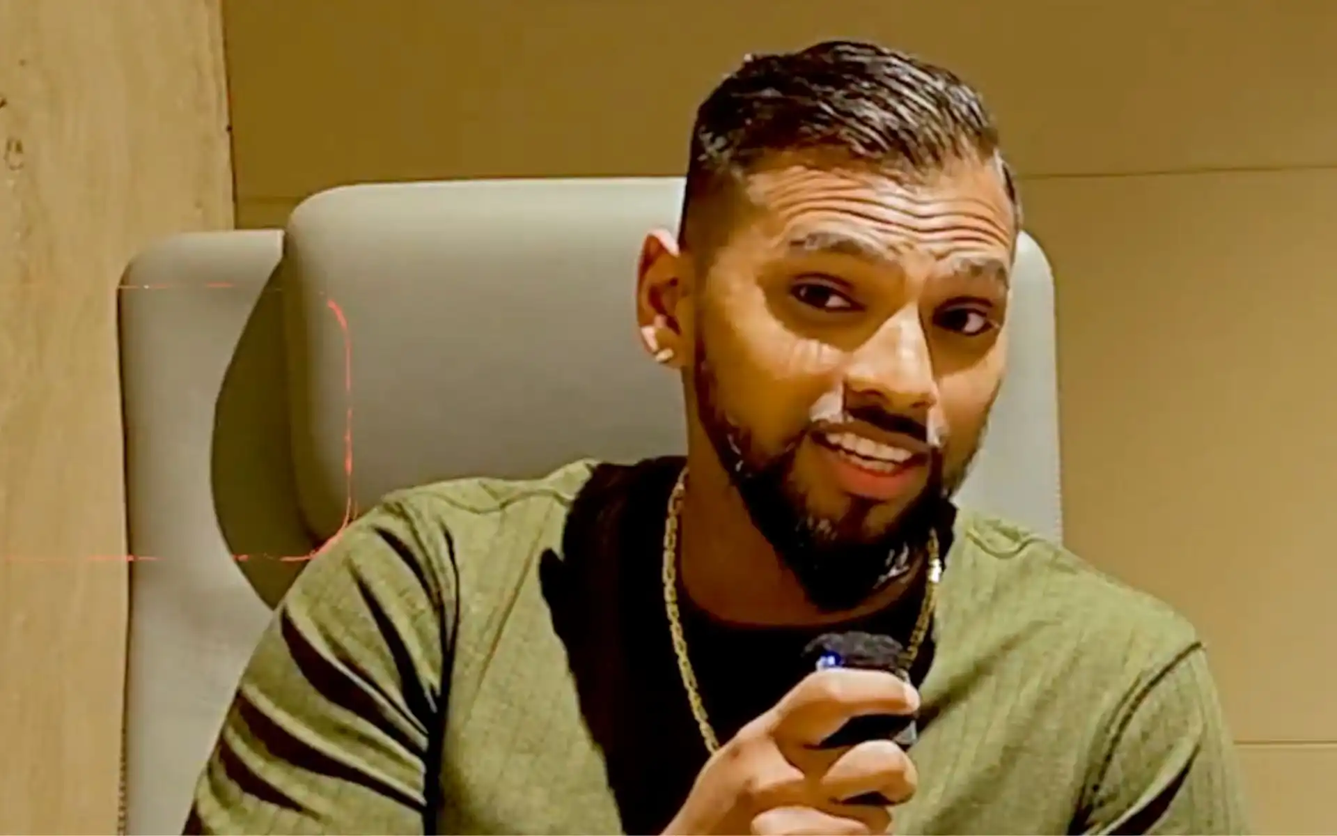 Nicholas Pooran celebrates his IPL 2025 retention in style (@CricCrazyJohns/X.com)