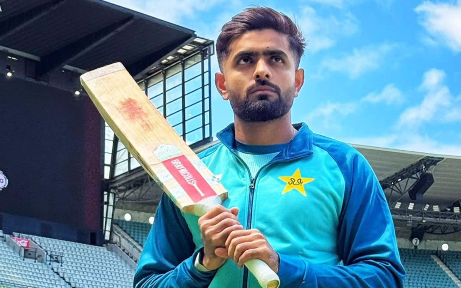 एमसीजी में बाबर आज़म [स्रोत: @babarazam258/x]