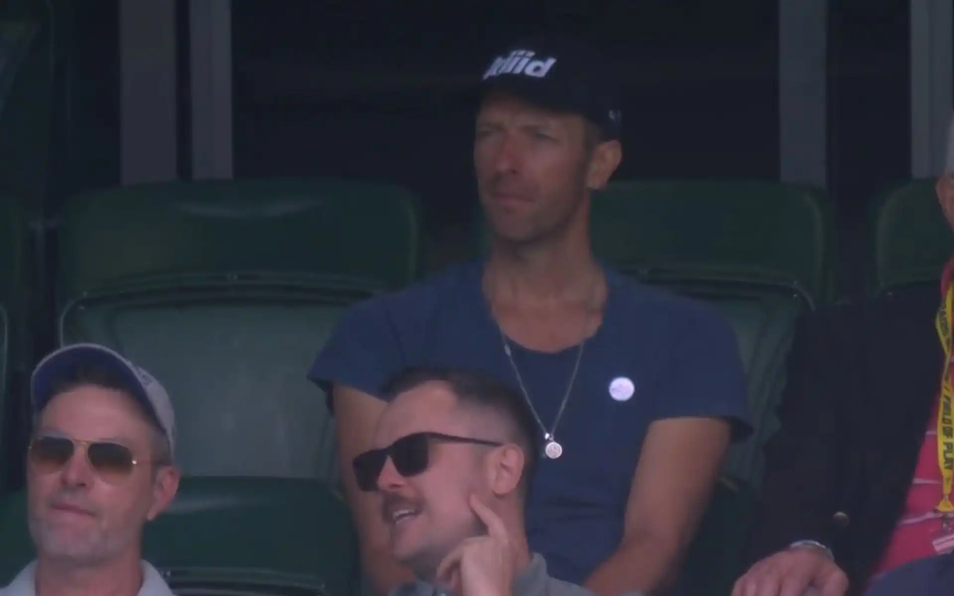  Coldplay's Chris Martin at MCG [Source: @mufaddal_vohra/X.com]