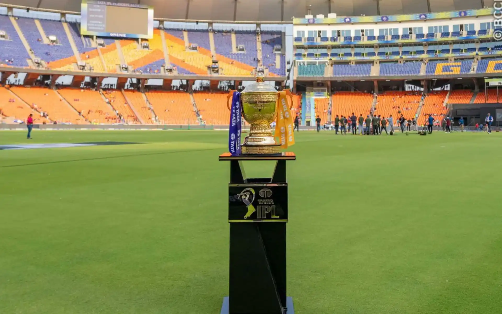 IPL Trophy [Source: @CricCrazyJohns/x.com]