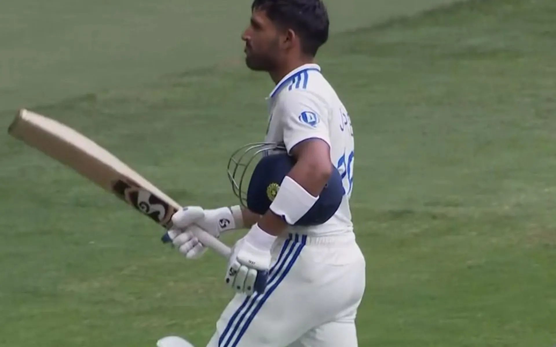 Dhruv Jurel's fighting knock came to an end (Souce: @CricCrazyJohns/X.com)