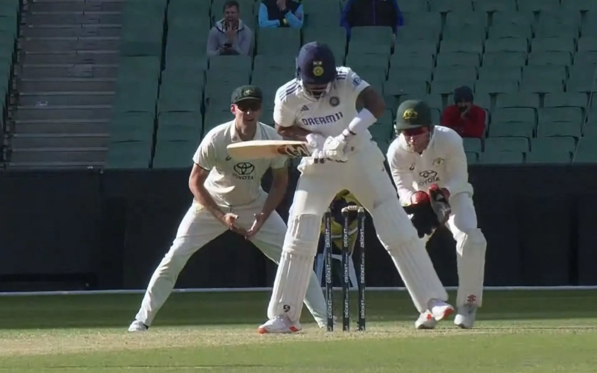 KL Rahul was cleaned up by Rocchiccioli for a low score [Source: @mufaddal_vohra/x]