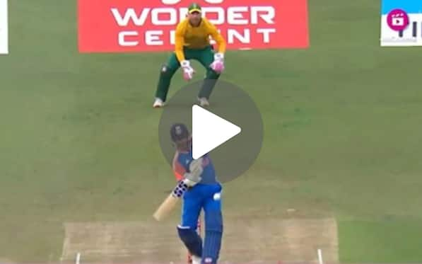 [Watch] Suryakumar Yadav Wallops Ex-MI Man Gerald Coetzee For A Trademark Six