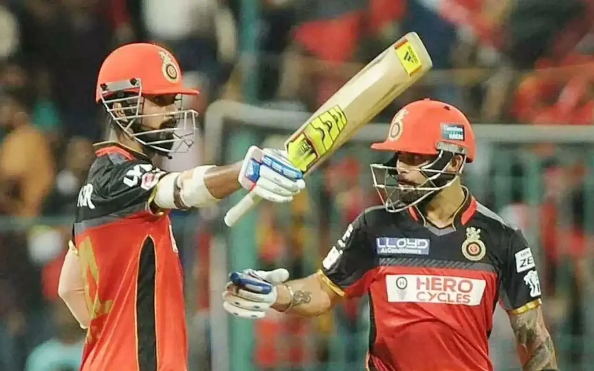 KL Rahul with Virat Kohli during IPL 2016 (Source:@ImTanujSingh/X.com)