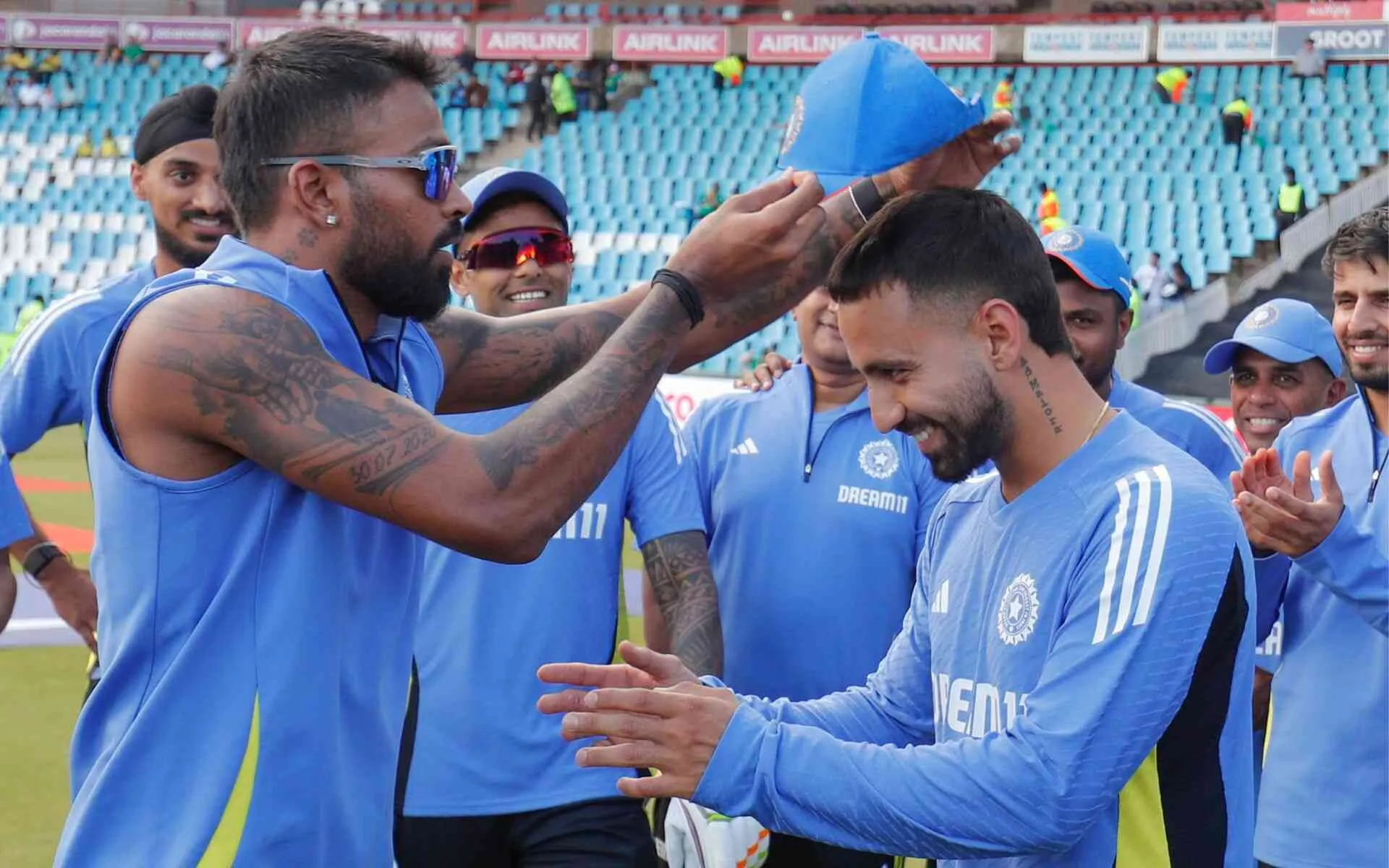 Hardik Pandya giving cap to Ramandeep Singh (Source:@BCCI/X.com)