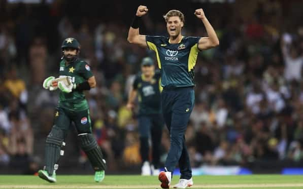 AUS vs PAK, 2nd T20I: Spencer Johnson's Five-Wicket Haul Triggers Pakistan's Collapse