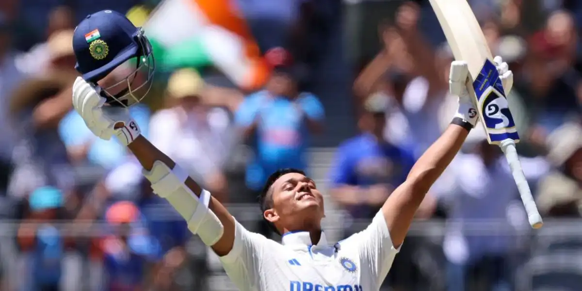 Yashasvi Jaiswal in action [Source: @CricCrazyJohns/X]