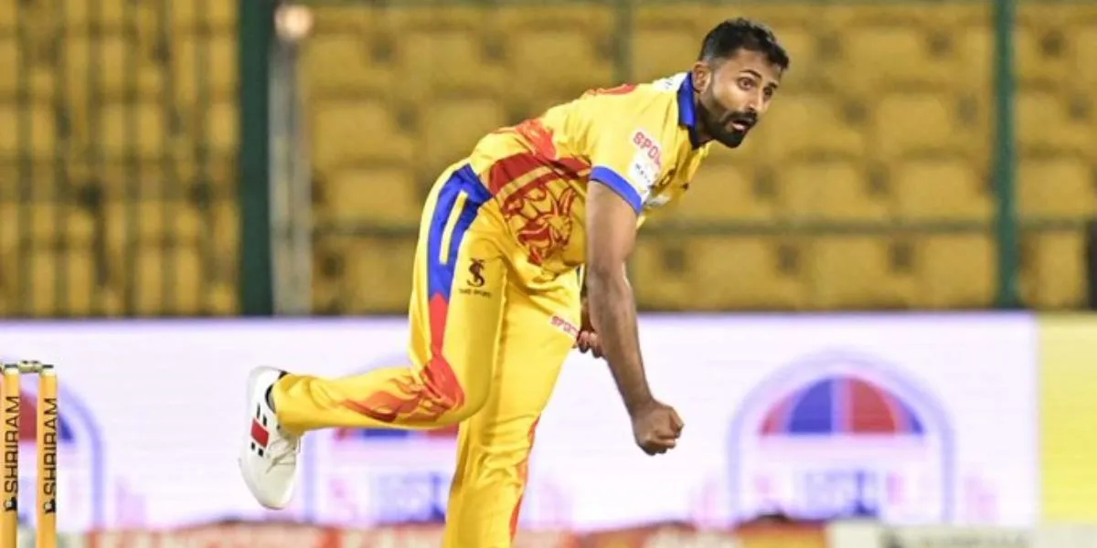 Shreyas Iyer took a hattrick in SMAT [Source: @SriniMaama16/x.com]