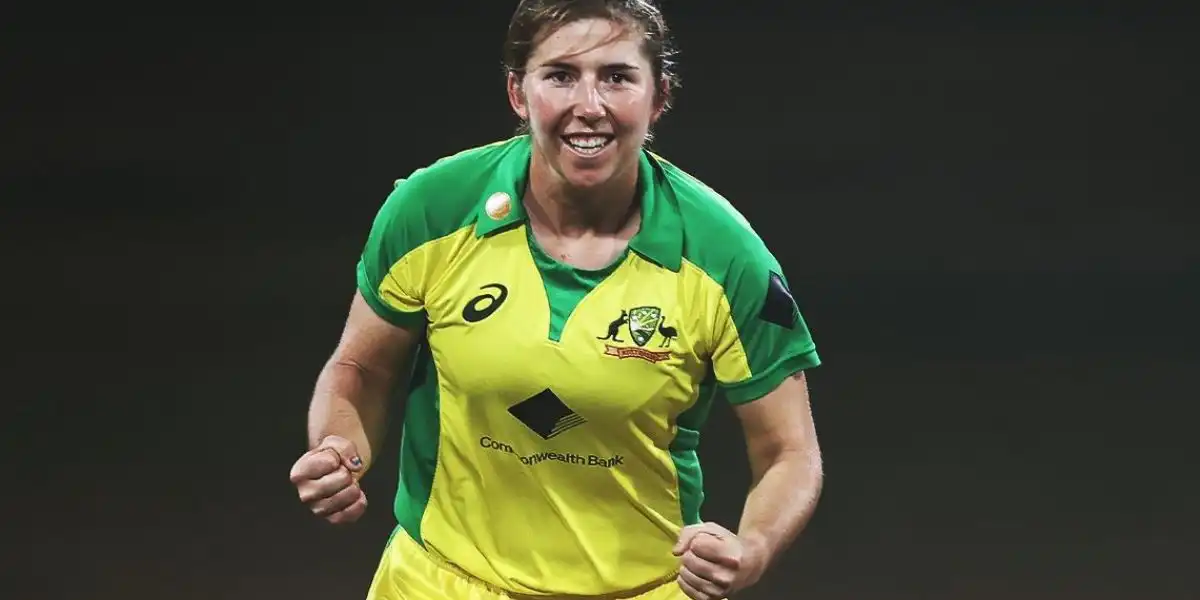 Georgia Wareham for Australia (Source:@ICC/X.com)