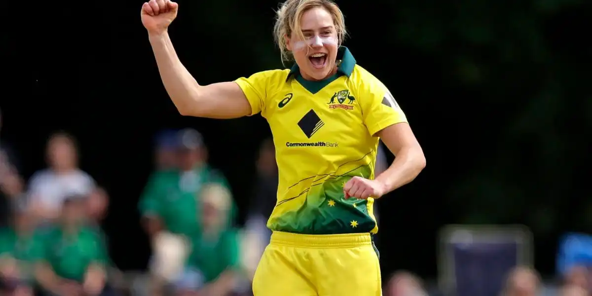 Ellyse Perry for Australia [Source: @cricketcomau/x.com]