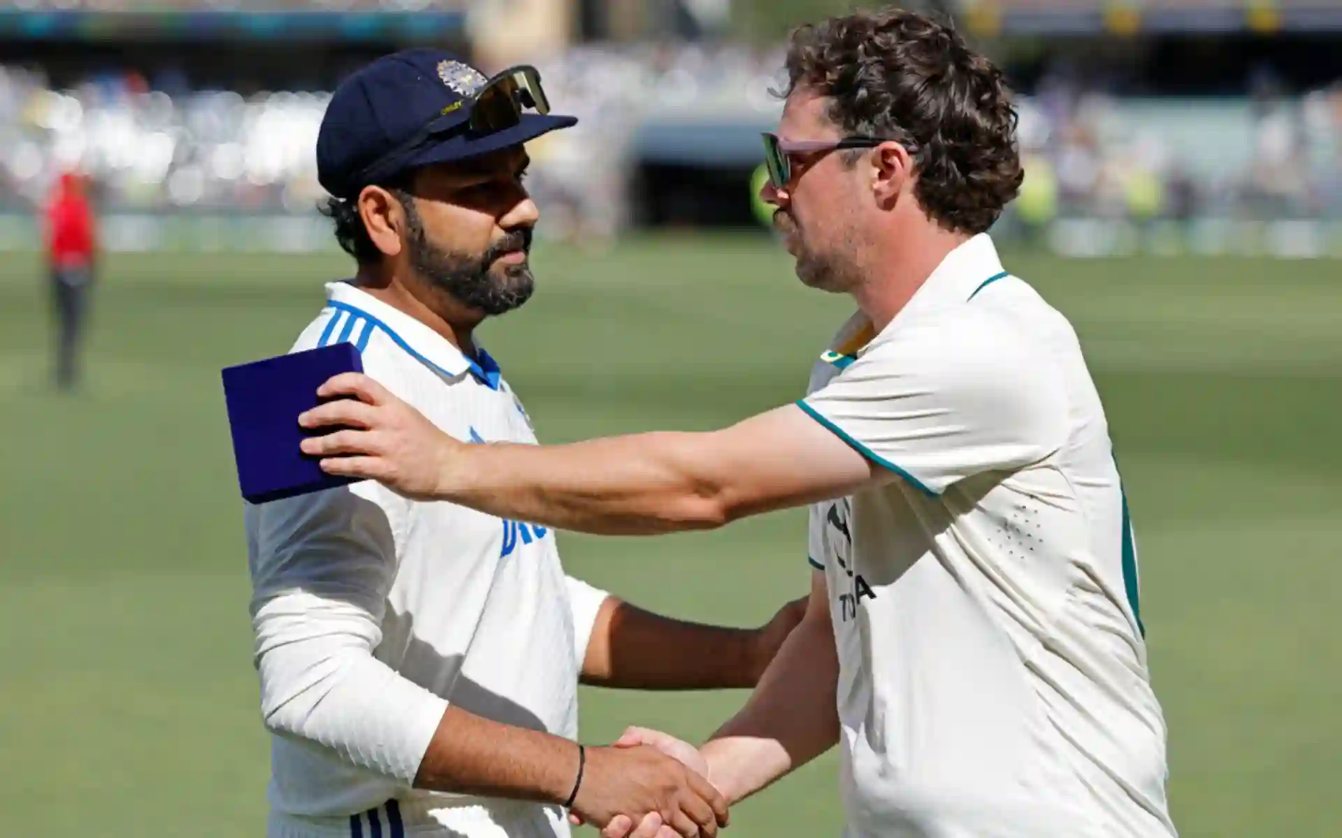 Rohit Sharma and Travis Head shaking hands (Source:AP Photos)