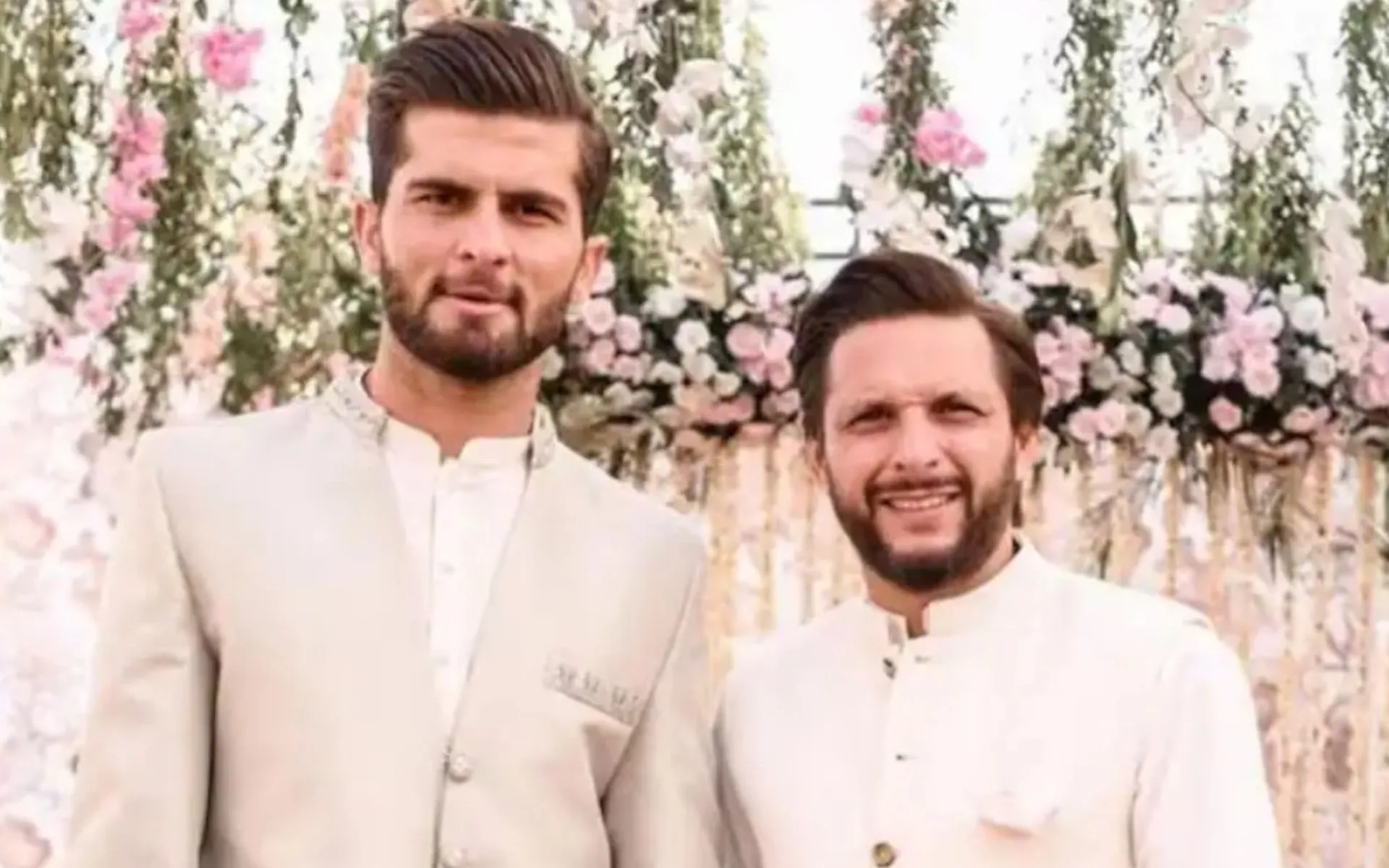 Shaheen Afridi with Shahid Afridi [Source: @iShaheenAfridi/x]