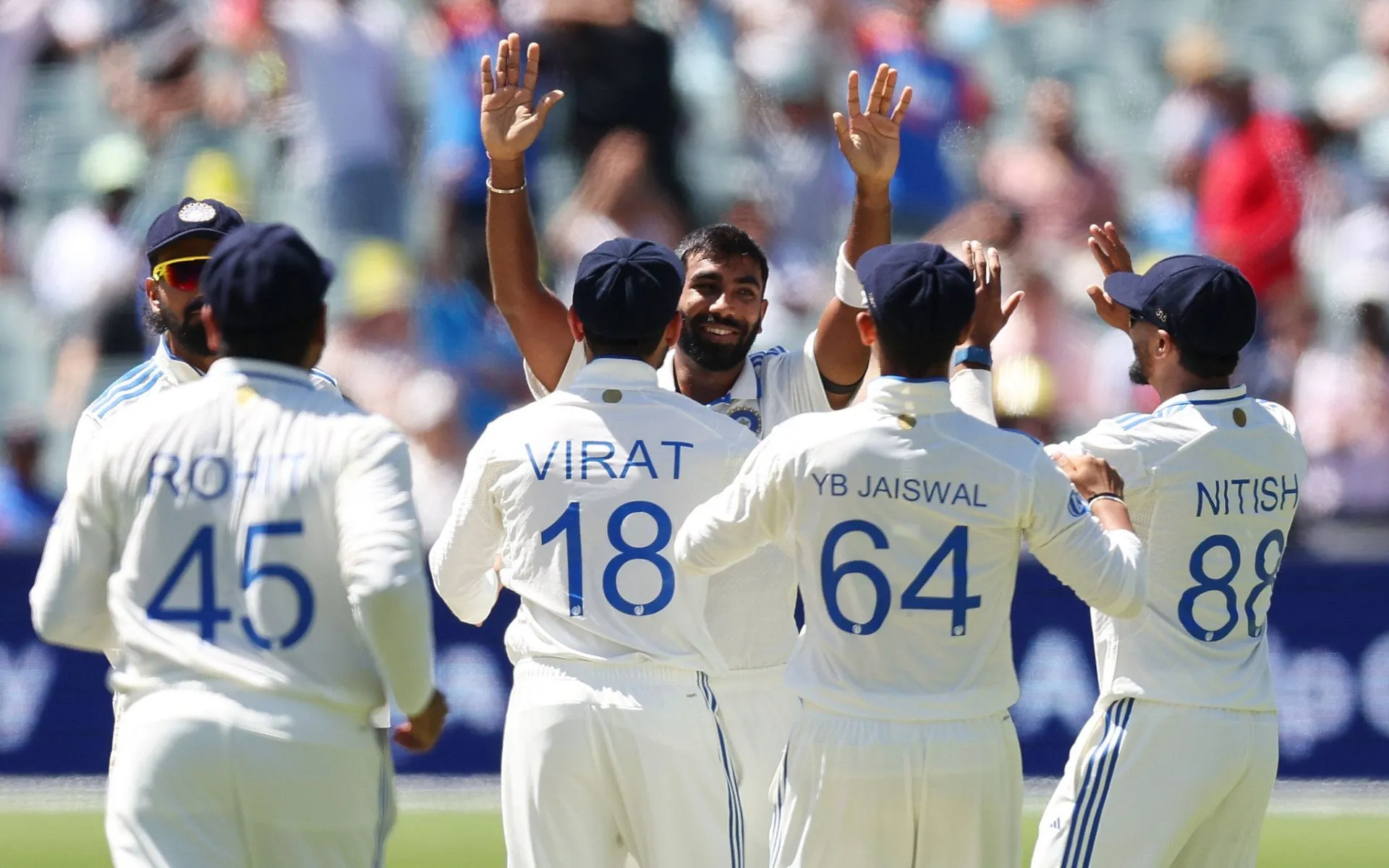 India vs Australia (Source:@/iamharshtegta,x.com)