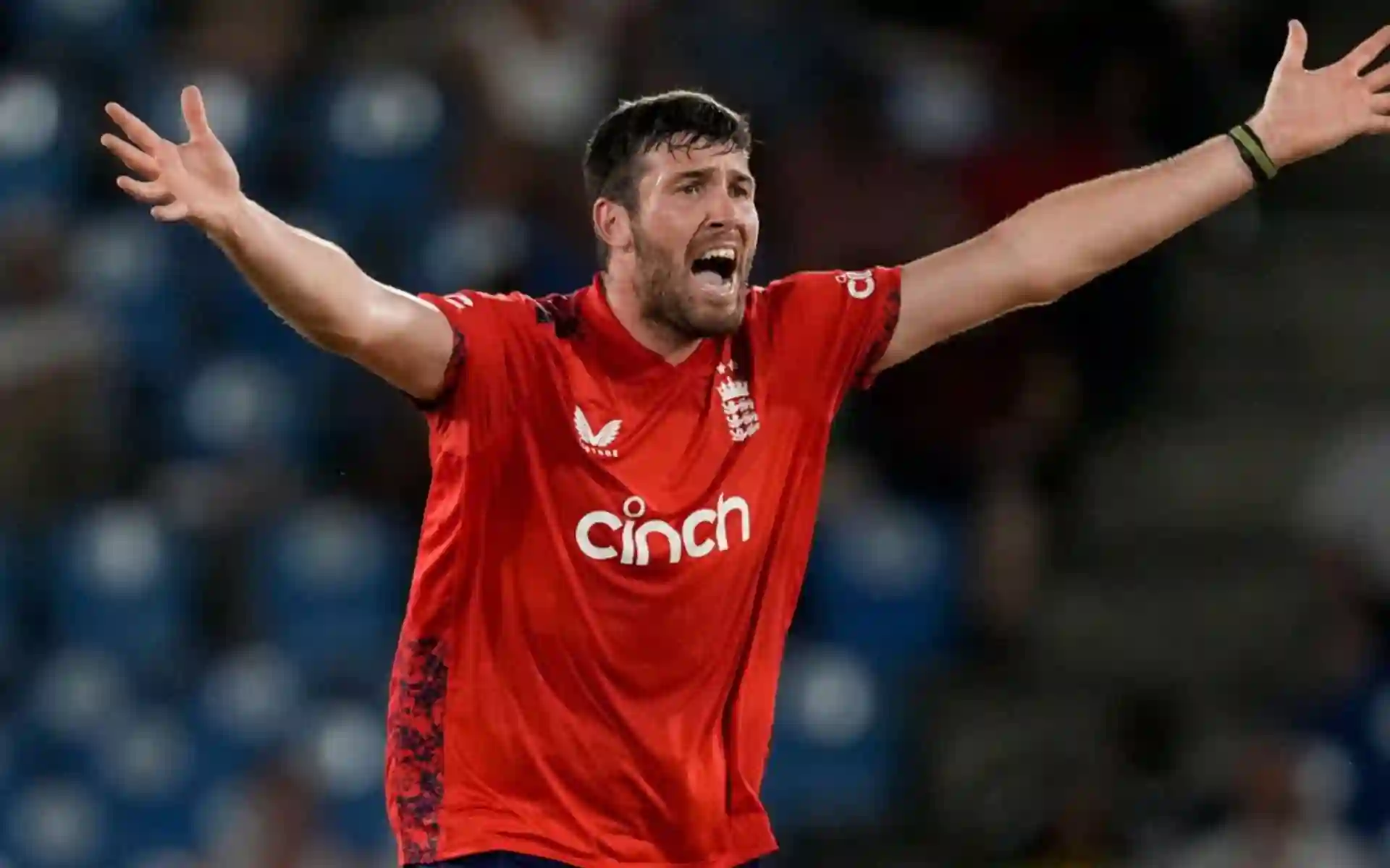 Jamie Overton playing for England [Source: @ShuhidAufridi/x.com]