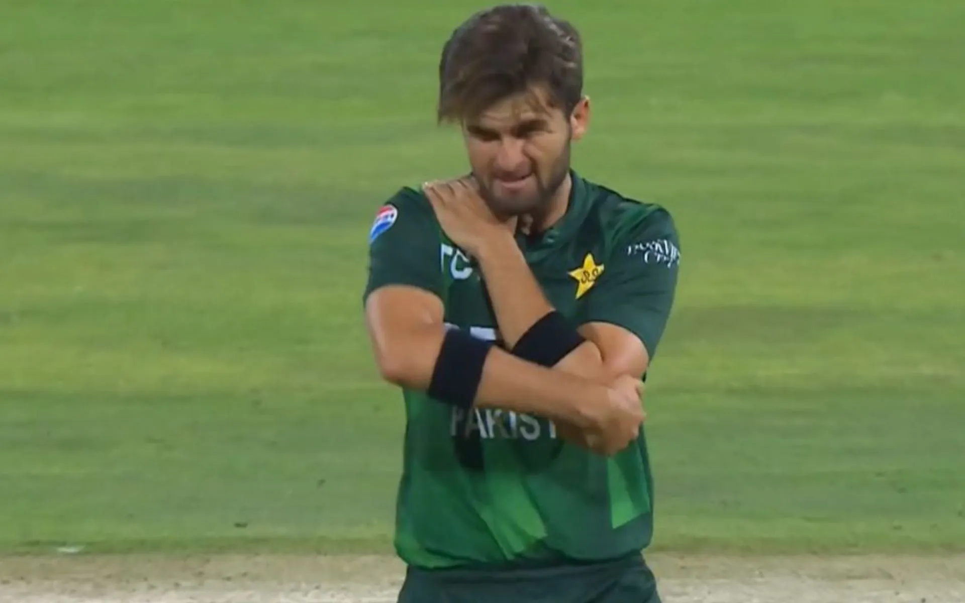Shaheen Afridi Injured- (Source:@FaridKhan/X.com)