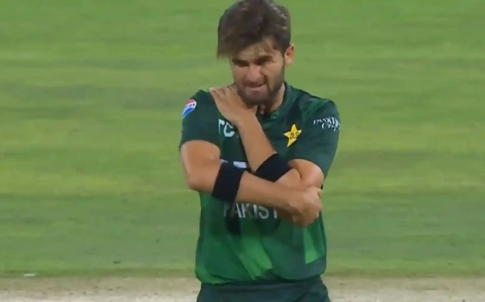 Shaheen Afridi Injured- (Source:@FaridKhan/X.com)