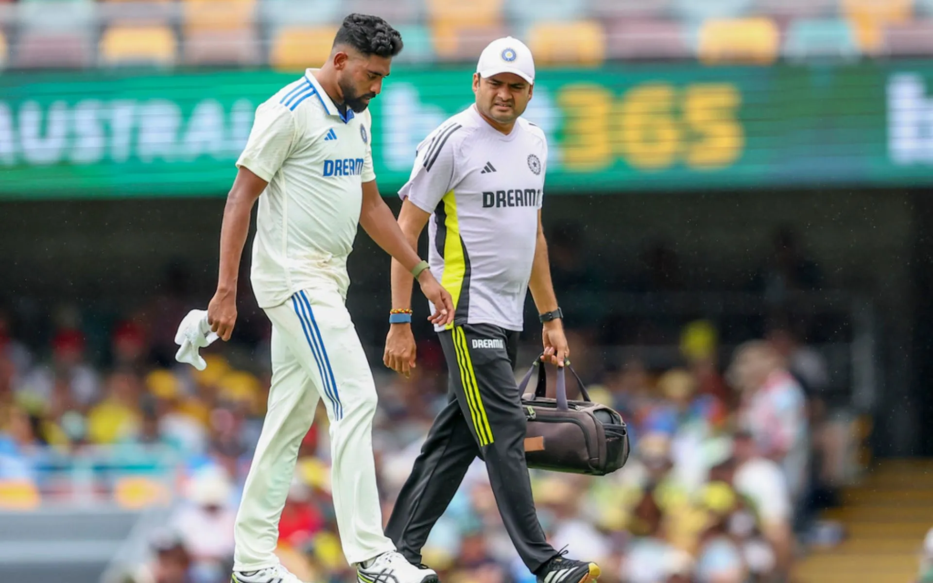 Siraj walking off the field [Source: AP Photos]
