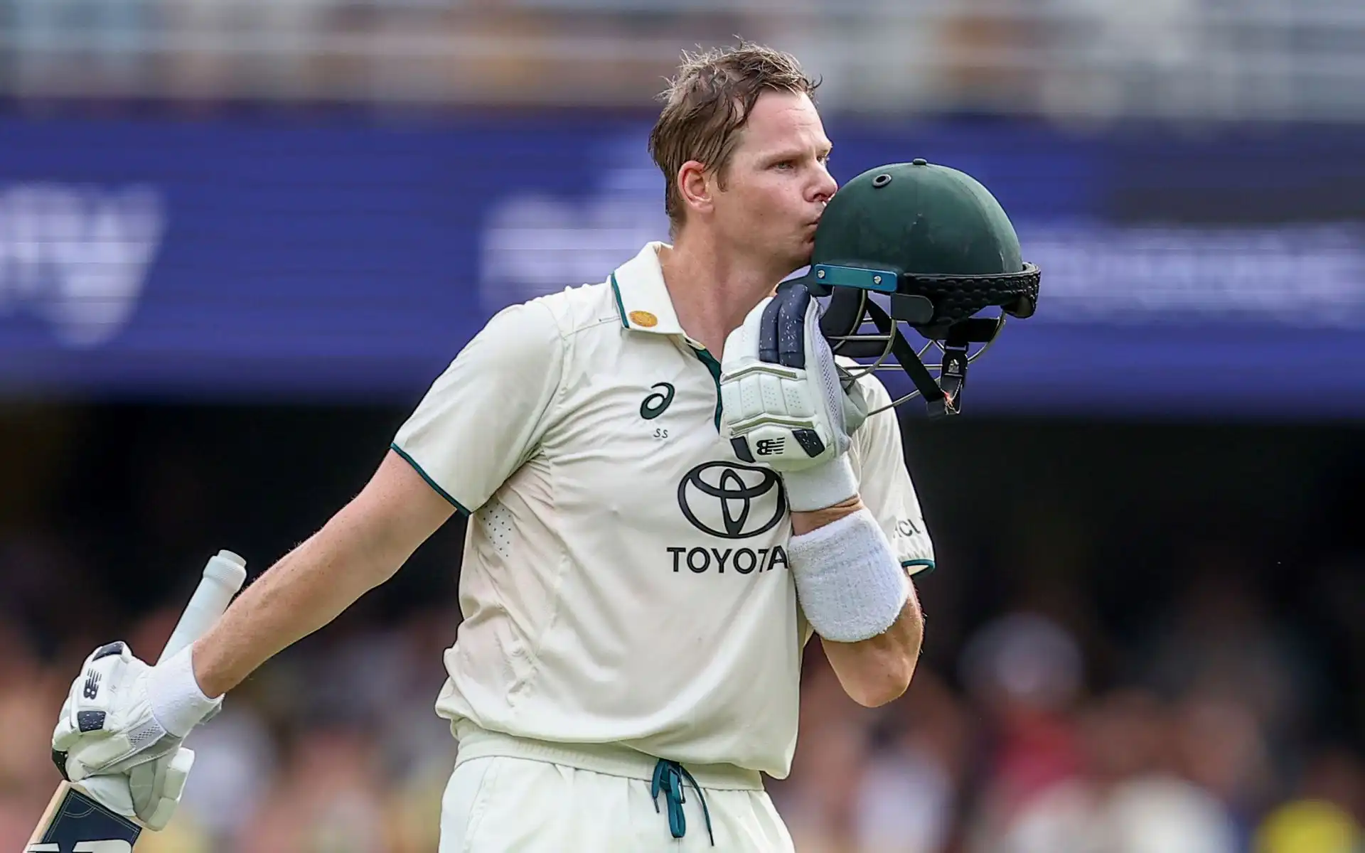Steve Smith recorded his 33rd Test century at Gabba [Source: AP Photos]
