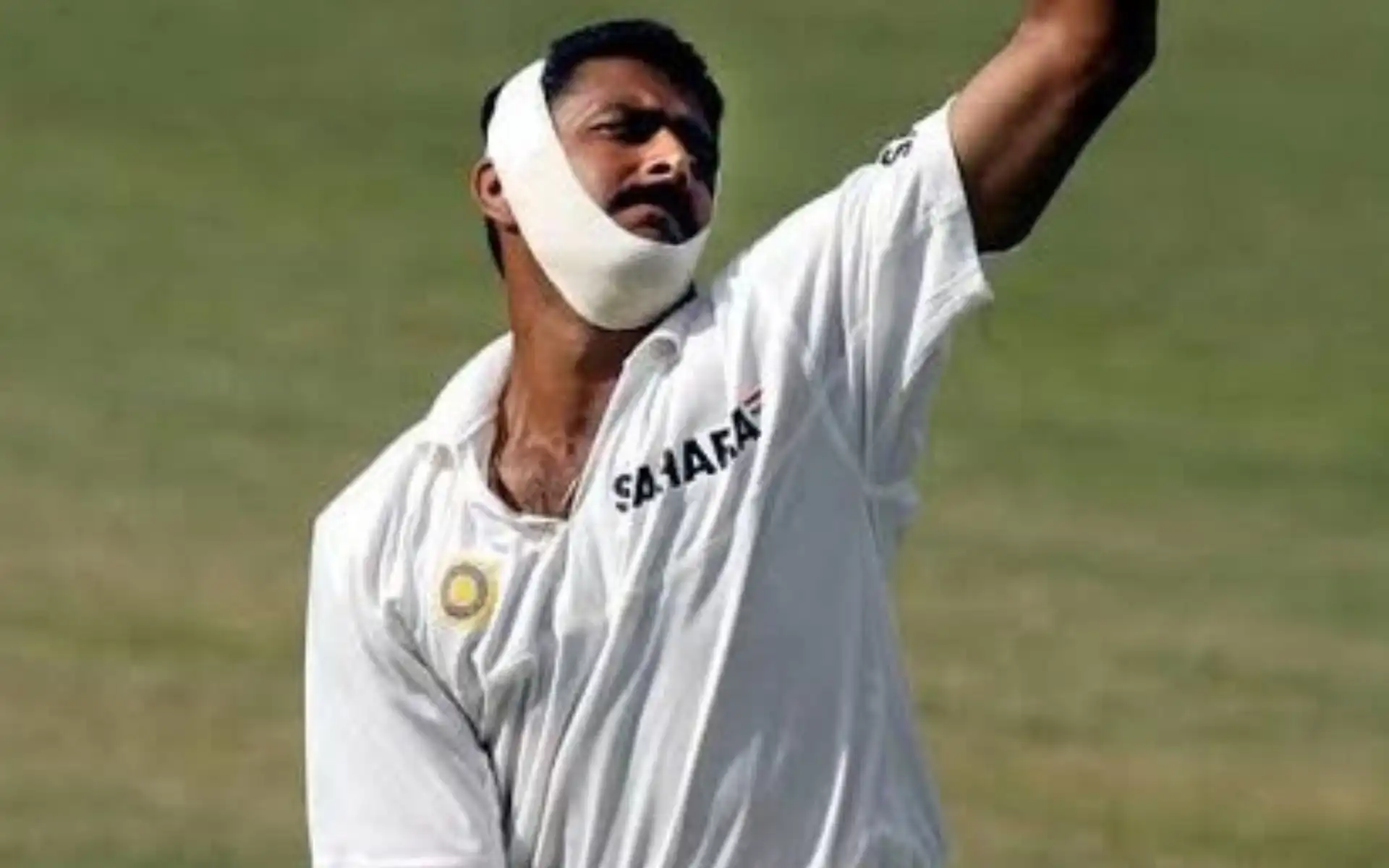 Anil Kumble playing Test for India [Source: @punyakoTEA/x.com]