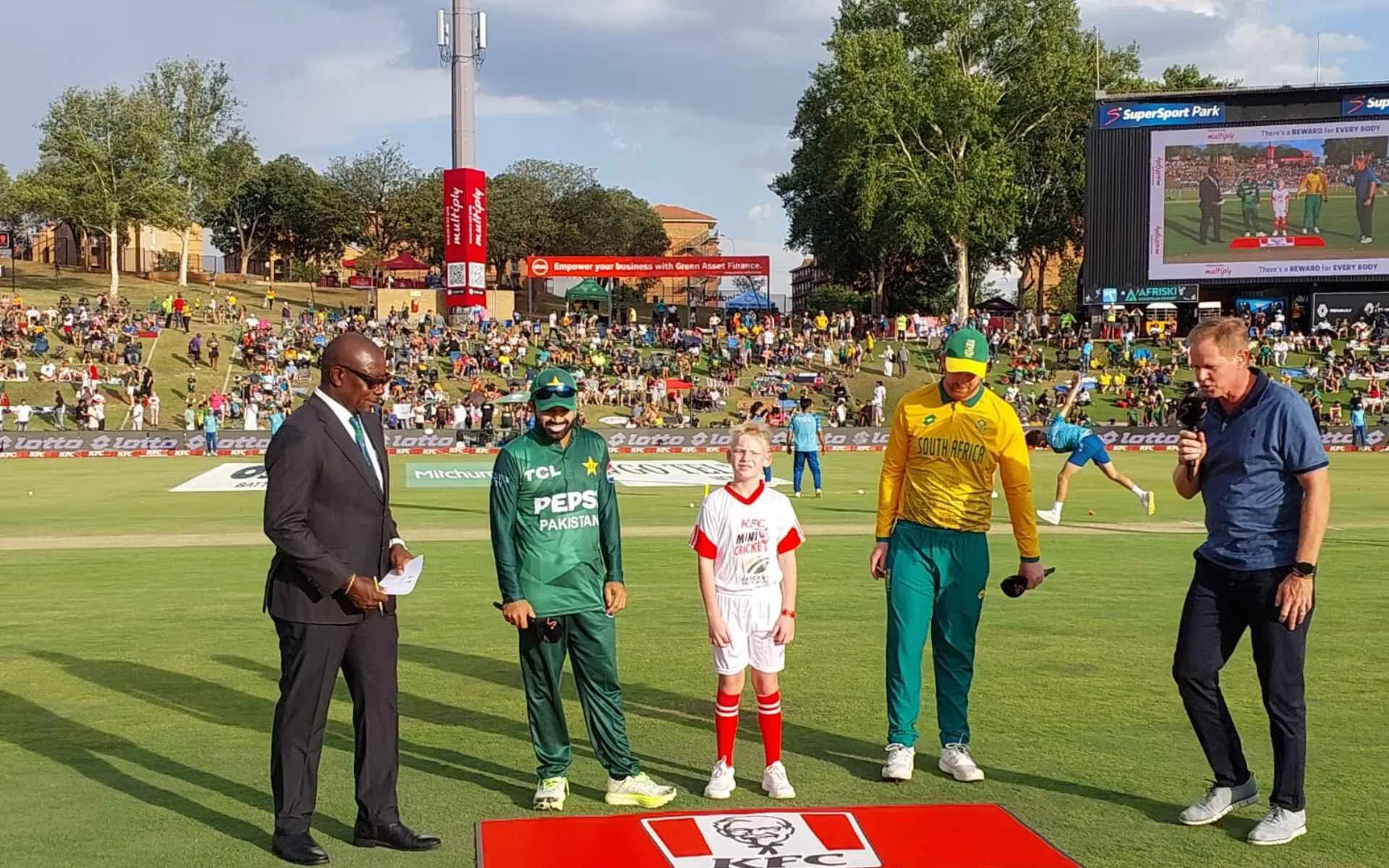 Pak vs SA 2nd ODI Toss (Source:@MashhoodZo80732)