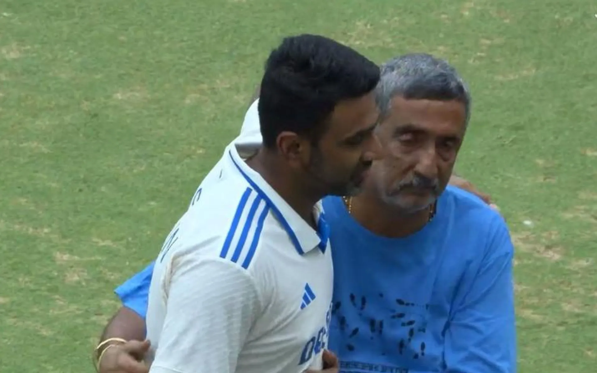 R Ashwin with his father [source: @forfromVirat/x.com]