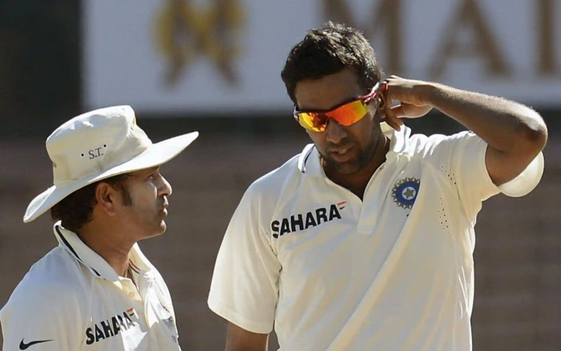 Sachin Tendulkar And ..,: Who Called R Ashwin After His Sudden Retirement?