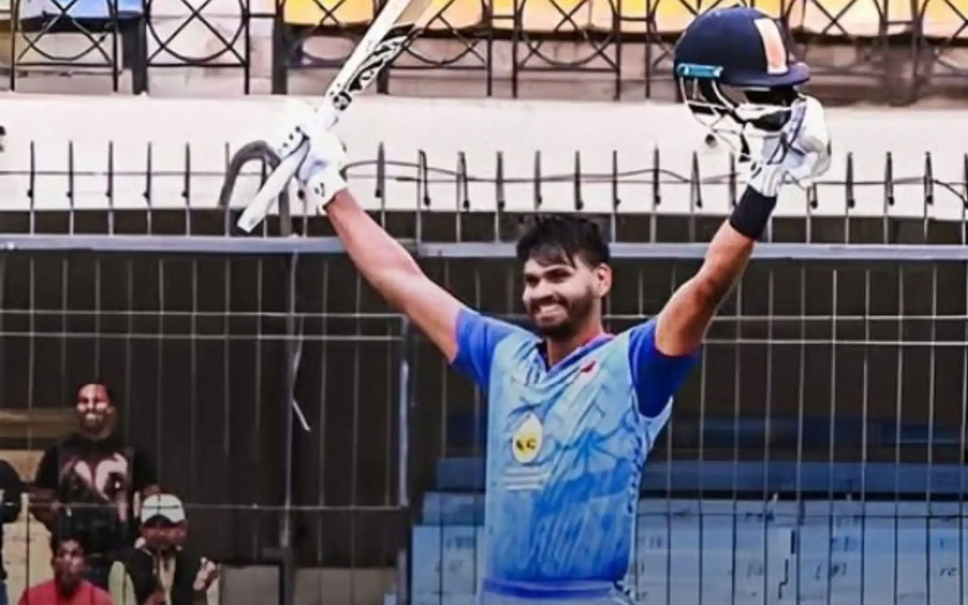 Shreyas Iyer scored 100 off 50 balls in Vijay Hazare Trophy [Source: @105of70Mumbai/X.com]  