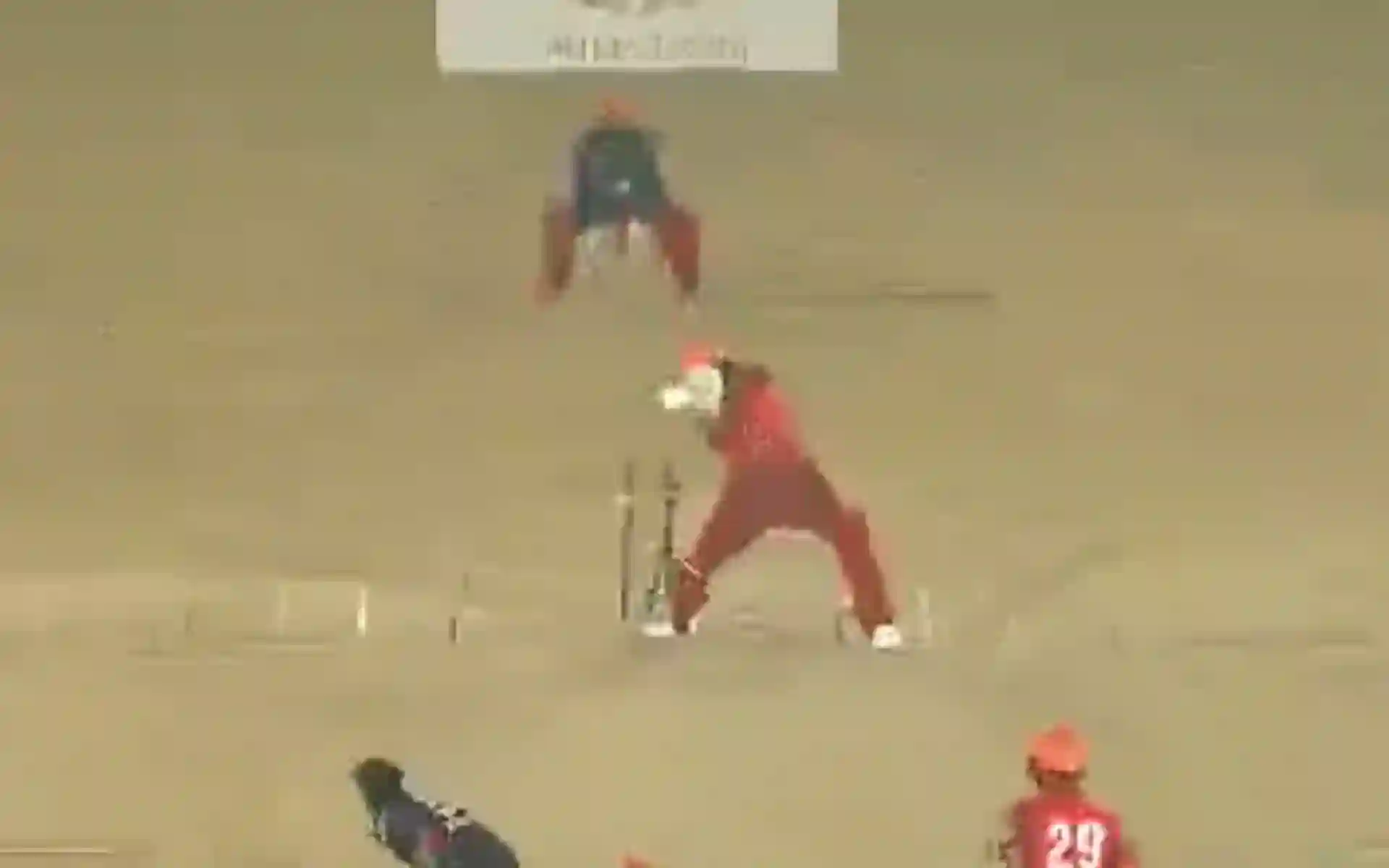 Shoaib Malik walked back after getting out [Source: @PCB_Dolphins/x]