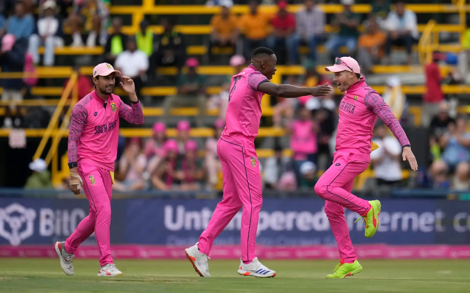 South Africa dons pink jersey for special cause [Source: AP Photos]