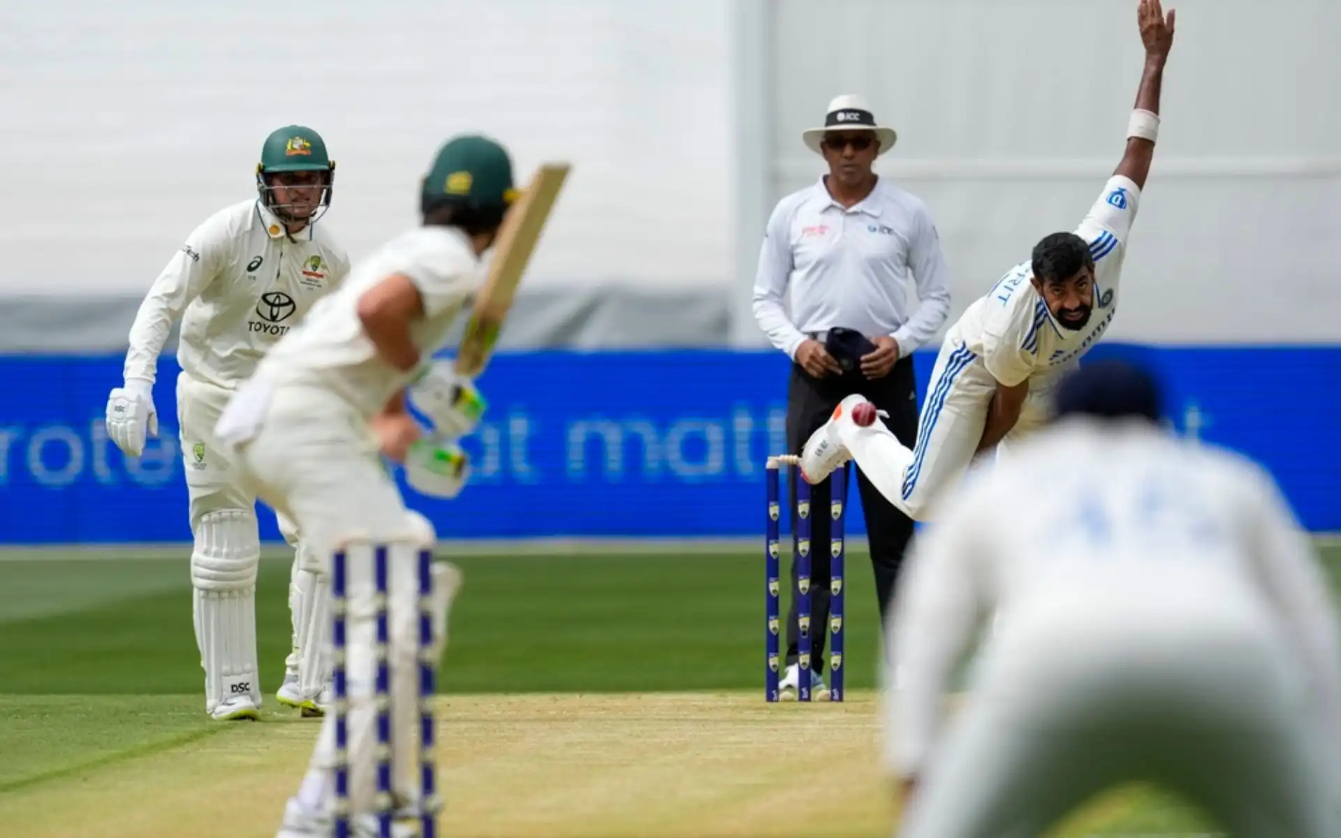 Sam Konstas facing Jaspirt Bumrah in the MCG Test [Source: AP Photos]