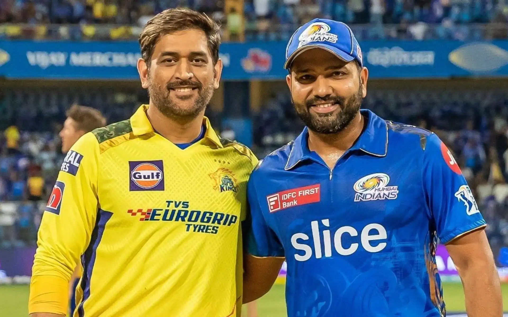 MS Dhoni and Rohit Sharma [Source: @SPORTYVISHAL/x.com]