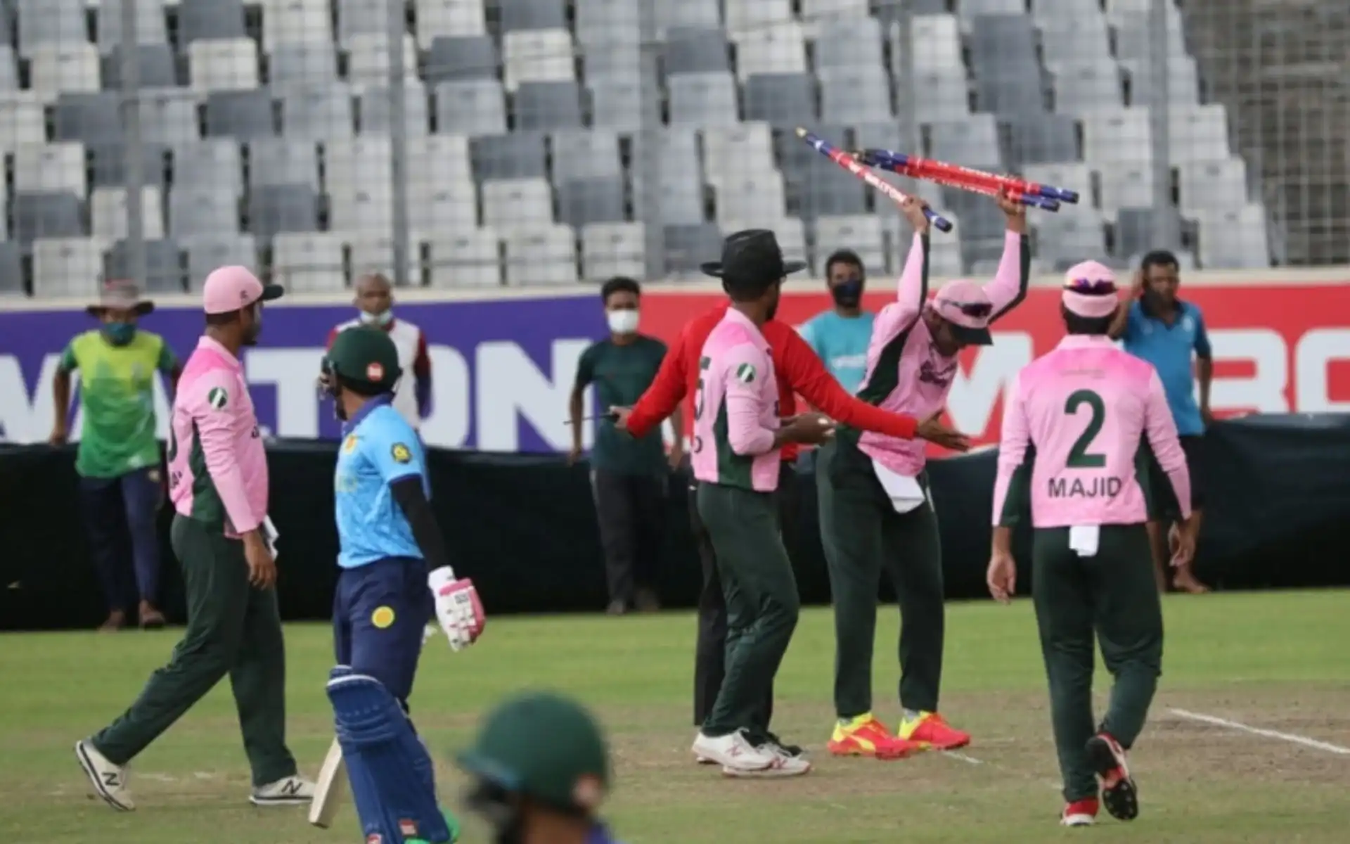 Shakib Al Hasan was banned for showing dissent during DPL [Source: @TheABsports/X.com]
