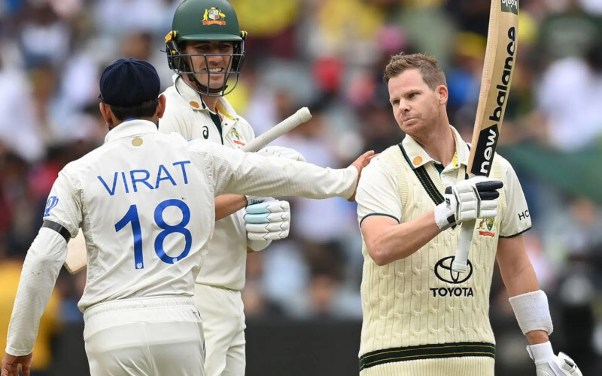 Virat Kohli congratulating Steve Smith on Day 2 [Source: @ICC/x]