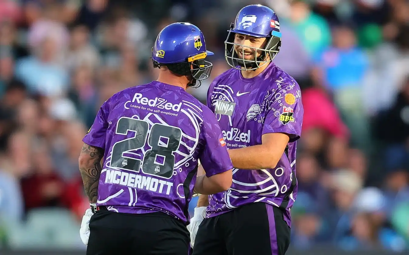 Ben McDermott's fifty and Tim David's late quickfire helped Hurricanes post a massive total [Source: @BBL/X.com]