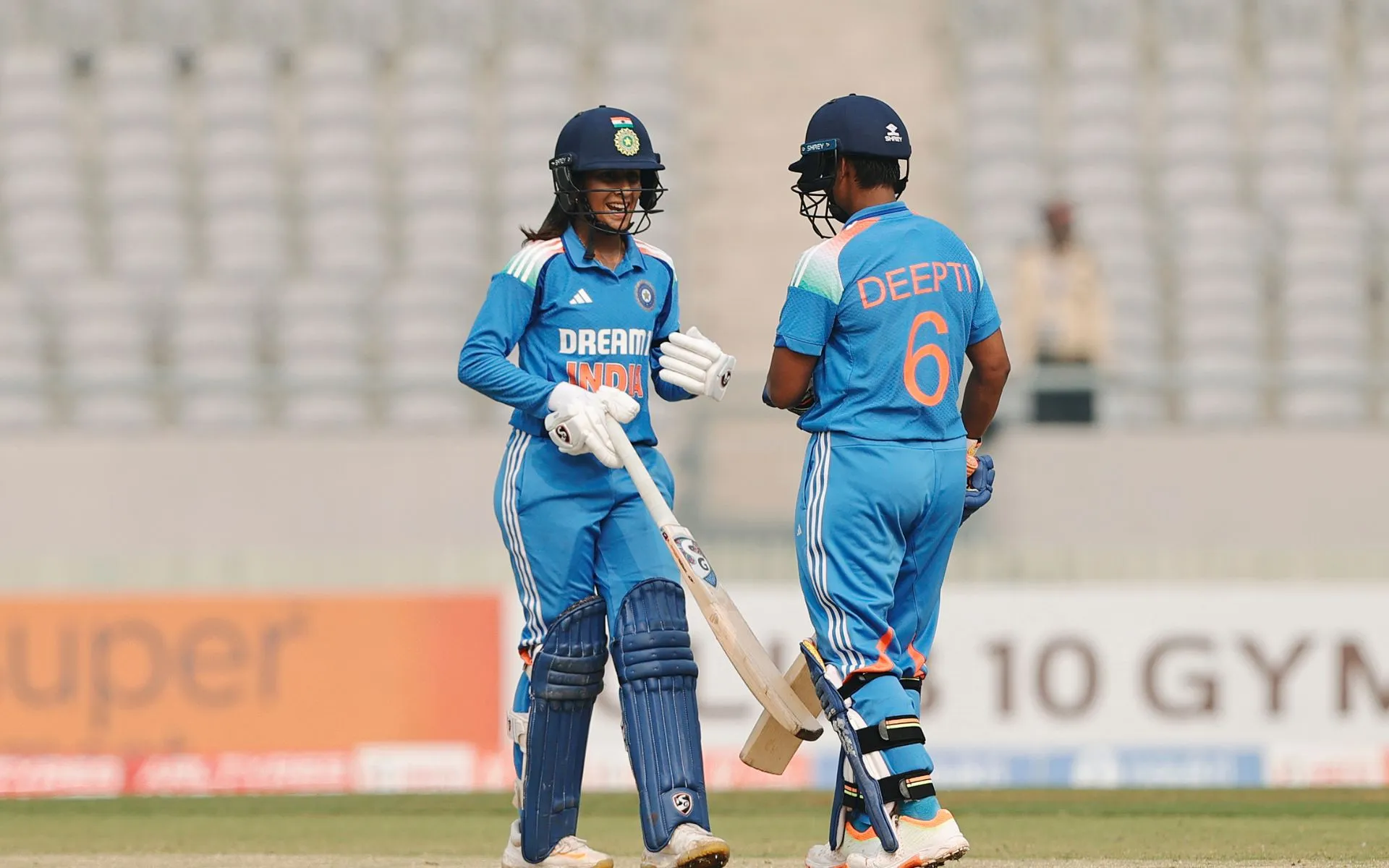 Reasons revealed why Jemimah is better than Smriti [Source: @BCCIWOMEN/X.Com[
