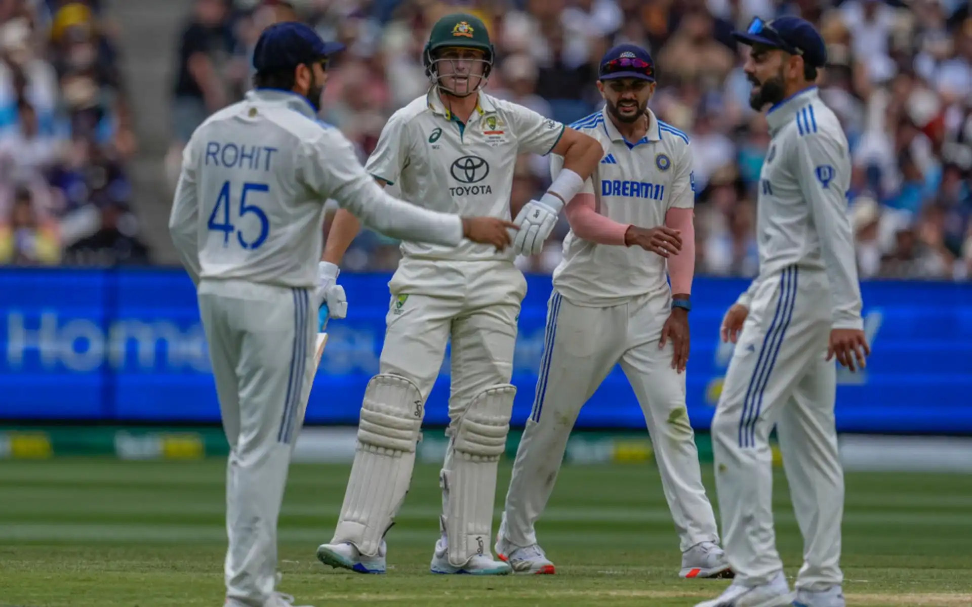 Rohit and Kohli during MCG Test (Source: AP Photos)