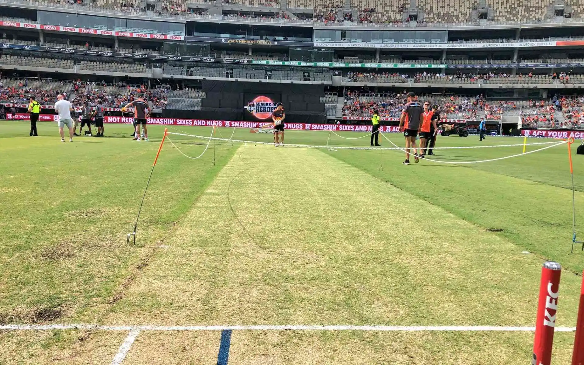 Pitch at the Optus Stadium In Perth [Source: @BBL/x.com]